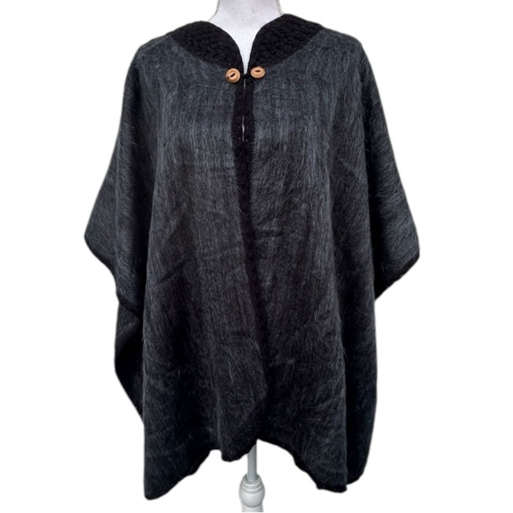 Gray poncho open front cape O/S